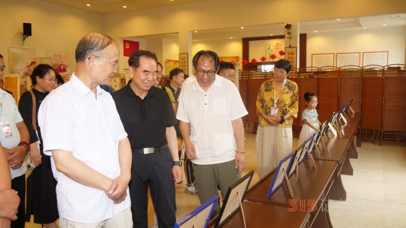 “肝膽相照”正念杯中國文藝名家文學(xué)書畫攝影青州采風(fēng)創(chuàng)作論壇暨頒獎活動成功舉辦