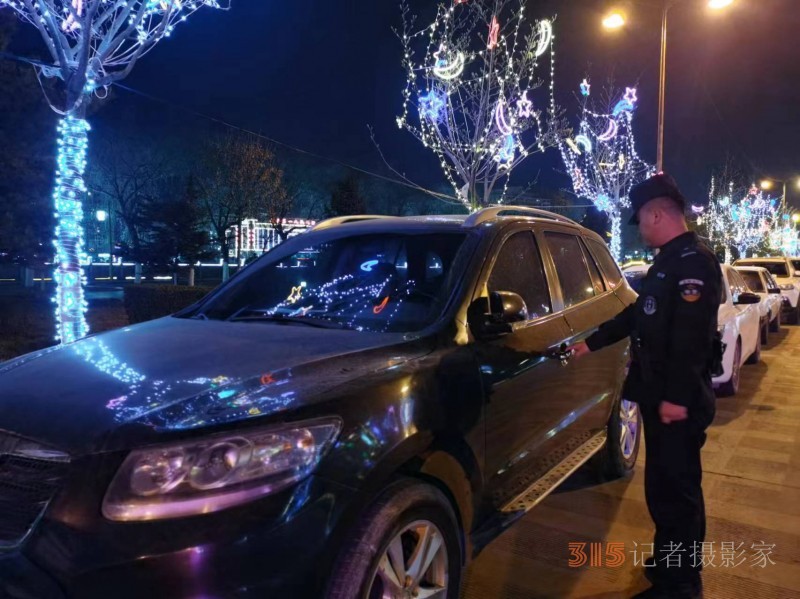 甘肅禮縣：深夜“拉車門”行動(dòng)為平安加碼